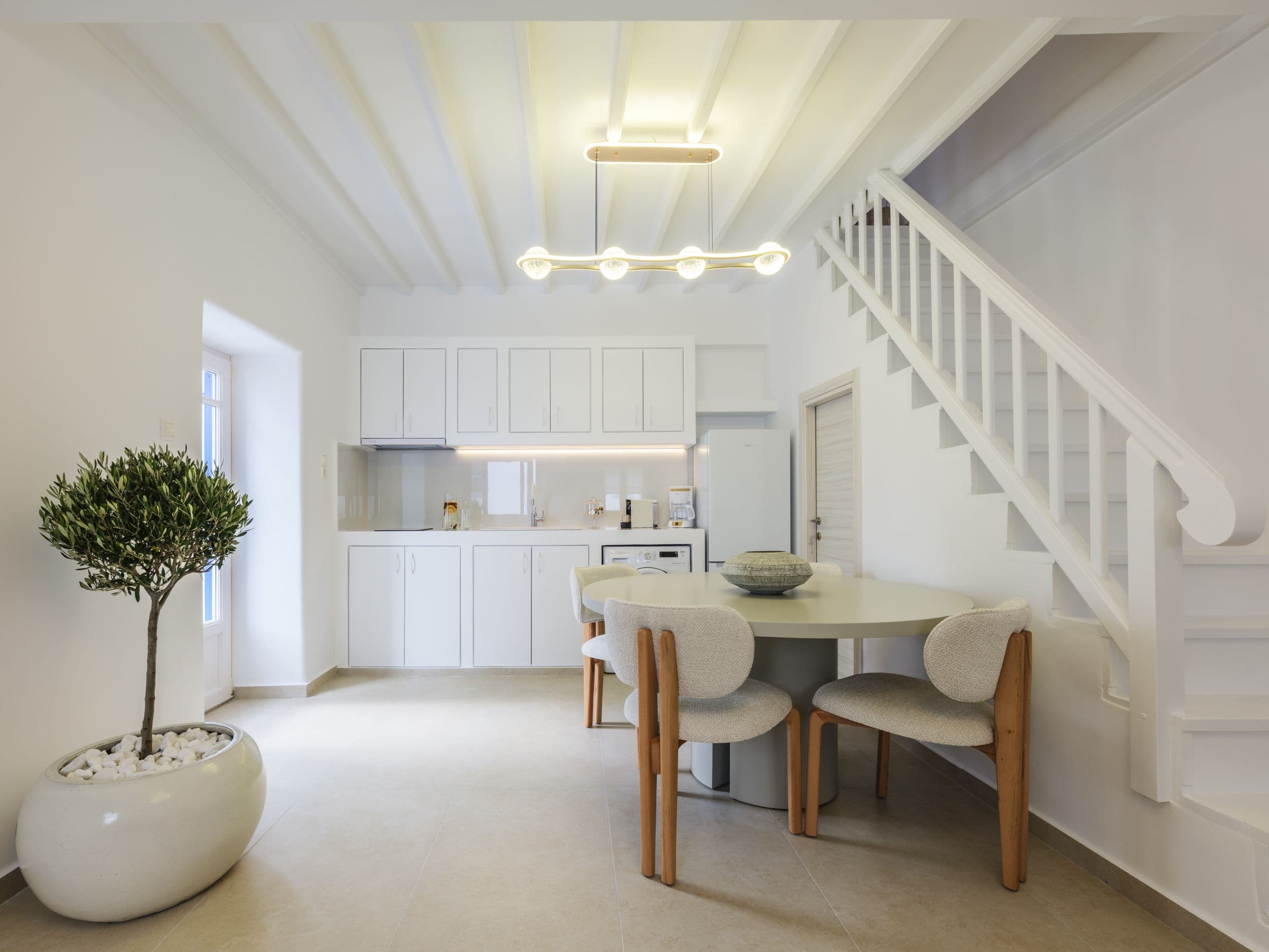 Plateia House — Kitchen