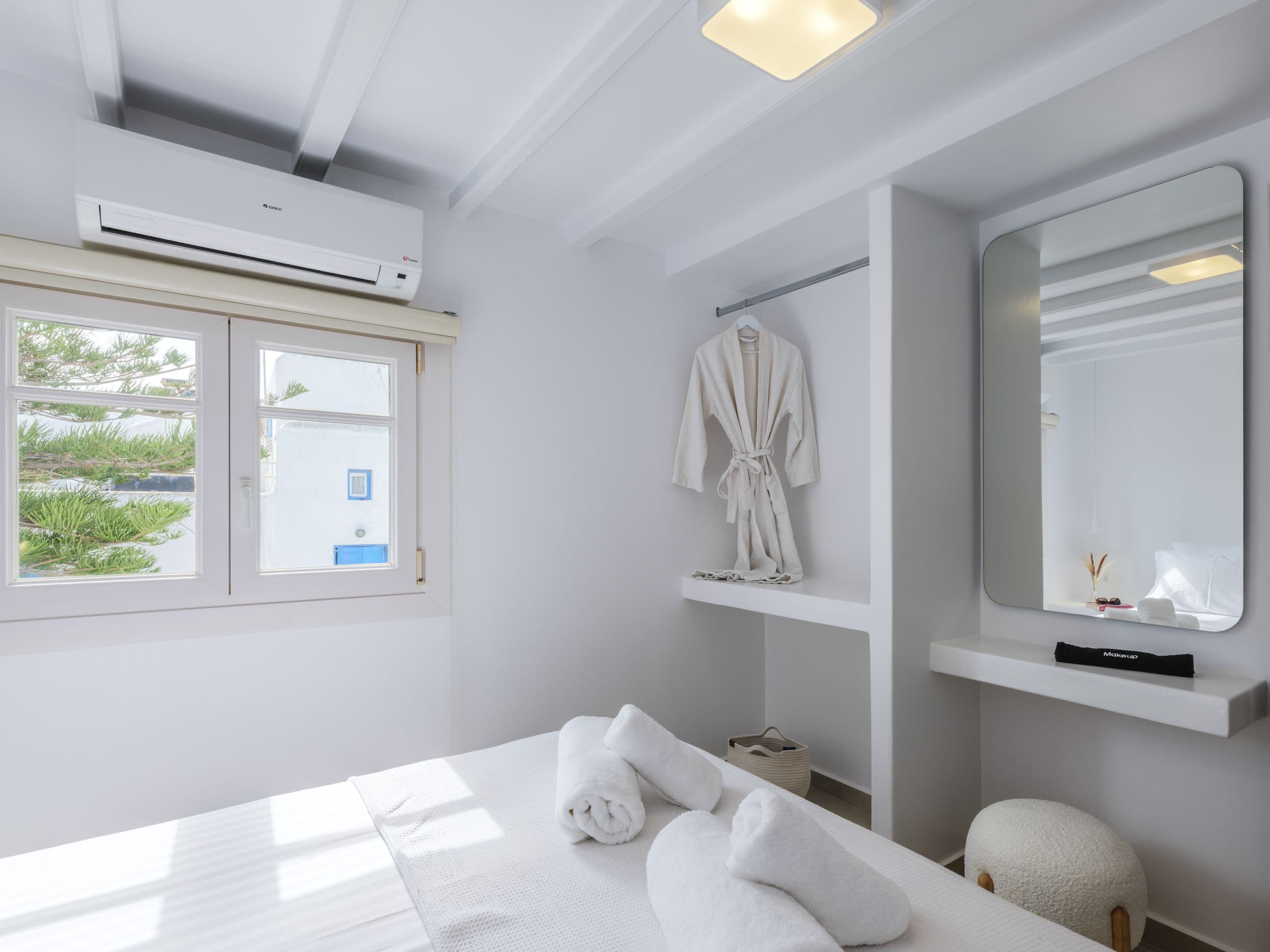 Plateia House Mykonos — Bedroom